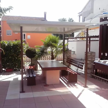 Apartman Sole Apartment Karigador