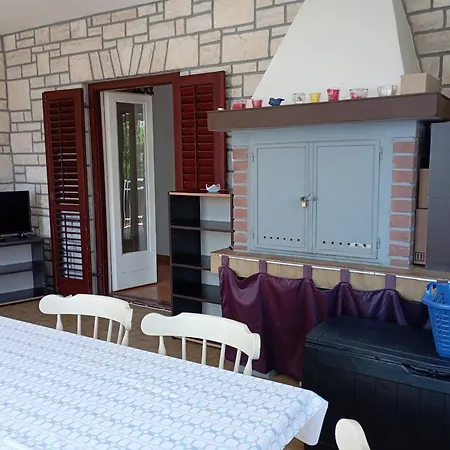 Sole Apartment Karigador