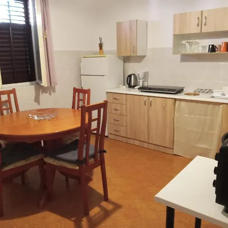 Apartman Sole Apartmán *
